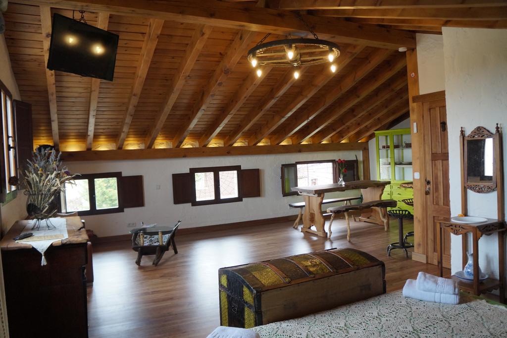 Casa Rural Bioenergética La Serrezuela Olmos de Atapuerca Exterior foto